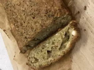 Полезный соленый кекс с овсяными хлопьями