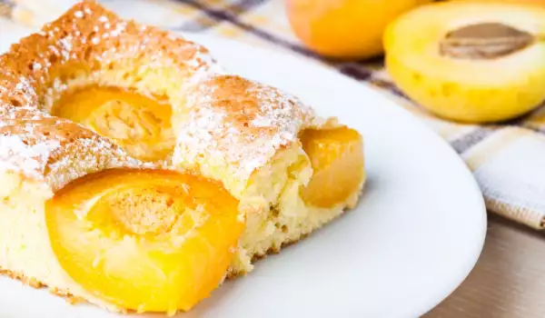 Быстрый пирог с абрикосами
