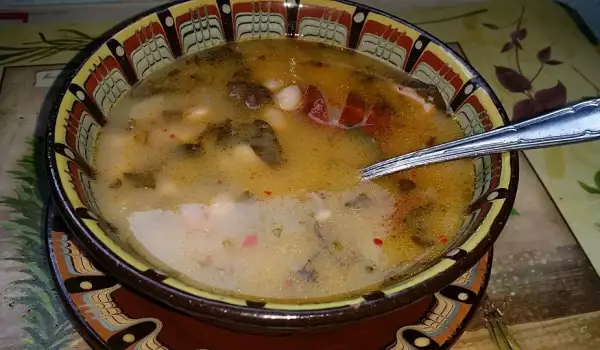 Ароматный фасолевый суп