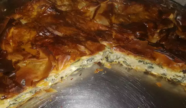 Баница с осенней крапивой