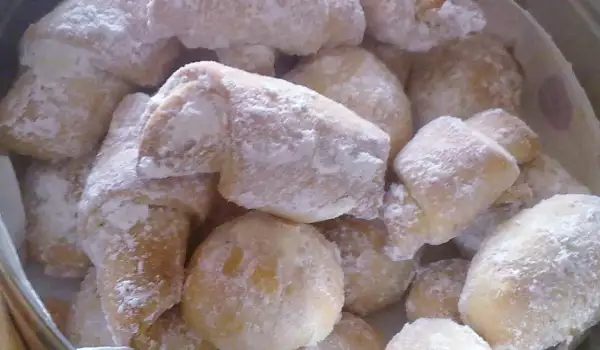 Белое масляное печенье