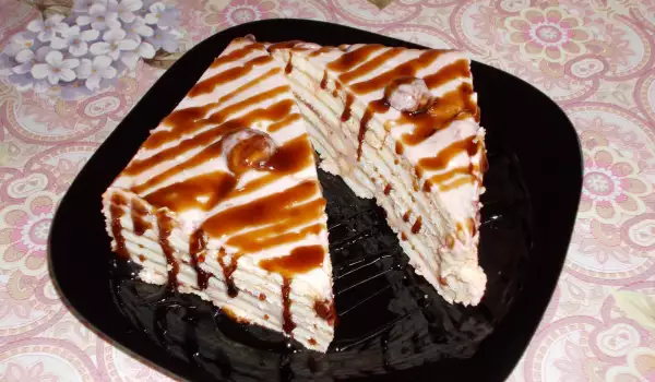 Торт из печенья с карамелью