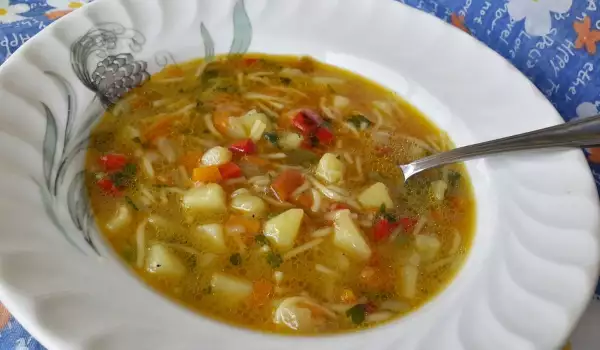 Прозрачный овощной суп