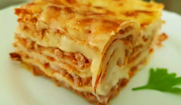 Лазанья Болоньезе с вешенками