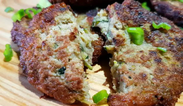 Удачные котлеты из брокколи и кабачков