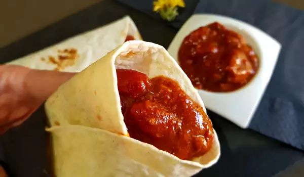 Бурито Чили Кон Карне ( burrito chili con carne )