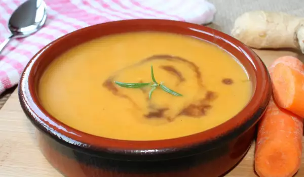 Морковный суп с имбирем