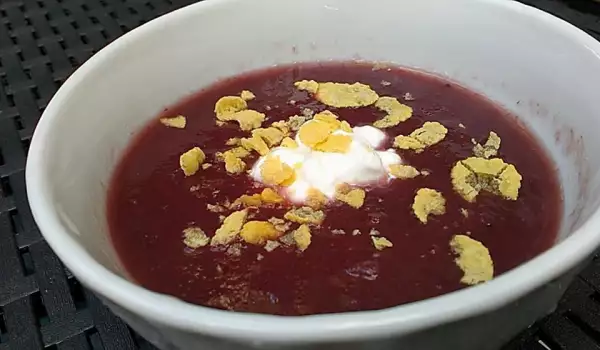 Черешневый суп