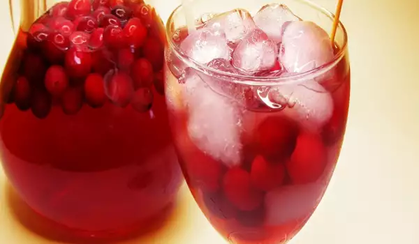 Полезные напитки с черешней