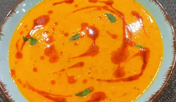 Крем-суп из красной чечевицы и овощей