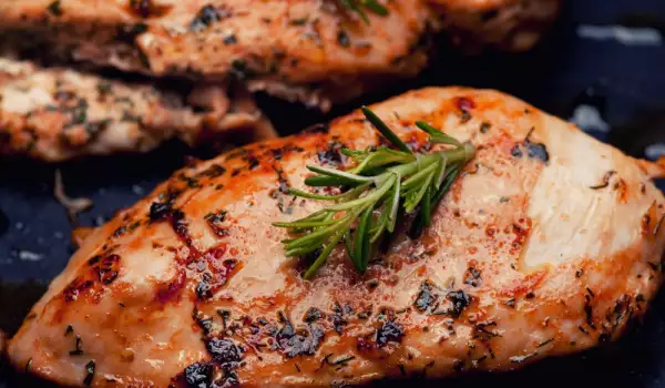 Сколько белков содержится в курином мясе?