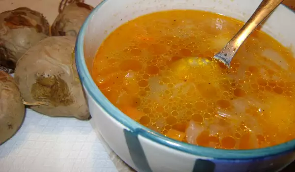 Суп с квашеной капустой и картофелем
