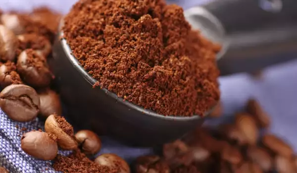 Кофейная гуща для удаления запахов