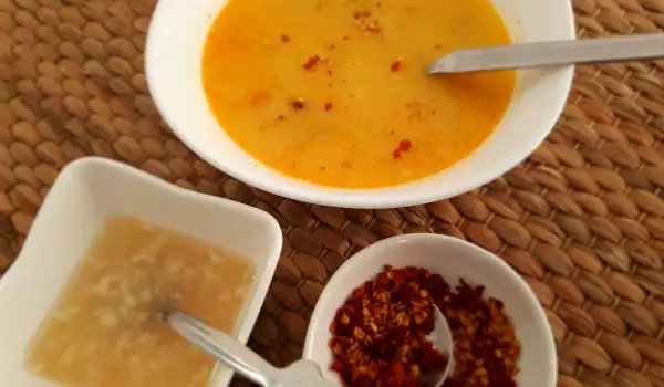 Суп из рульки – джолан чорба с вермишелью