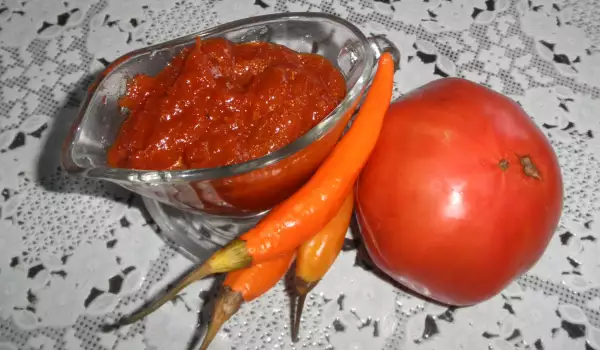 Домашняя аппетитка без варки - паштет из болгарских перцев