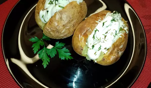 Ароматный фаршированный картофель