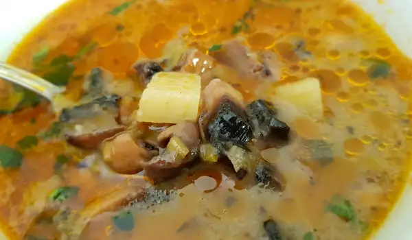 Грибной суп с луком-пореем и картофелем