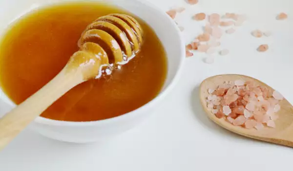 Маска с гималайской солью