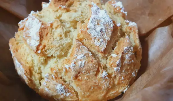Ирландский хлеб с пищевой содой и кислым молоком