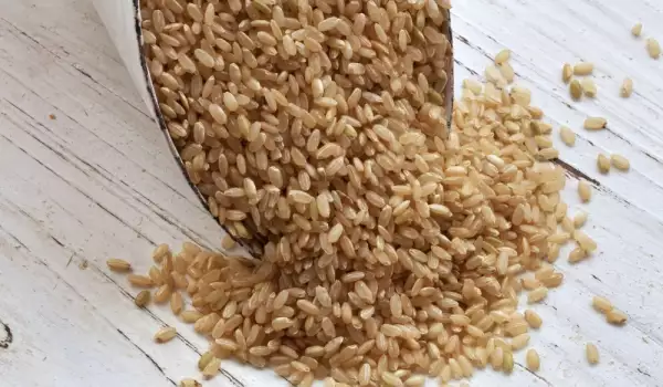 Коричневый рис