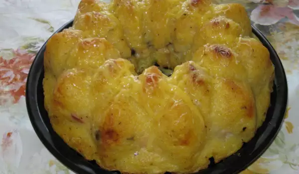 Картофельный кекс с сосисками и сыром