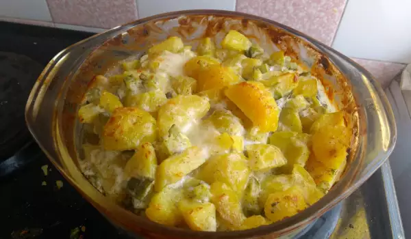 Картофель со сливками и сыром моцарелла в духовке