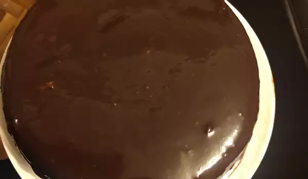 Какао-кекс с большим количеством шоколадной глазури
