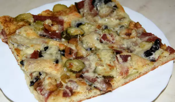 Кето-пицца с миндальной мукой