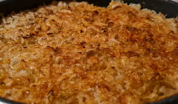 Квашеная капуста с рисом в духовке