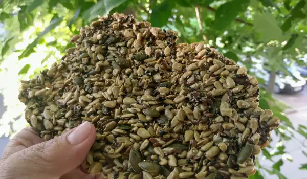 Полезные крекеры из семян без муки