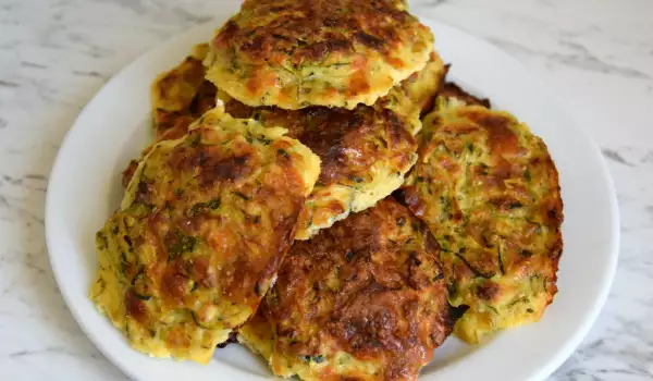 Котлеты из кабачков с луком