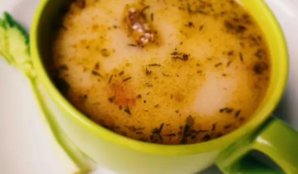 Куркудена чорба - болгарский суп из мяса и квашеной капусты
