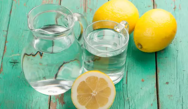 Как приготовить воду с лимоном?