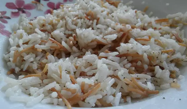 Простой китайский рис