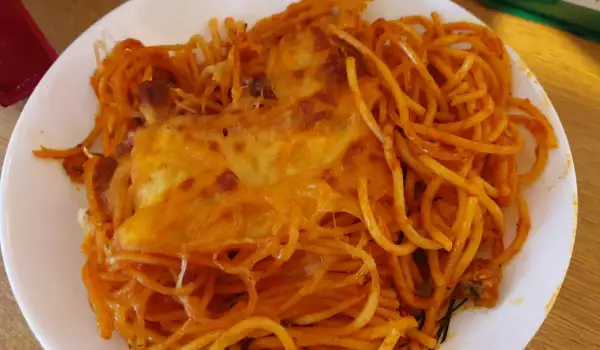 Простые запеченные спагетти