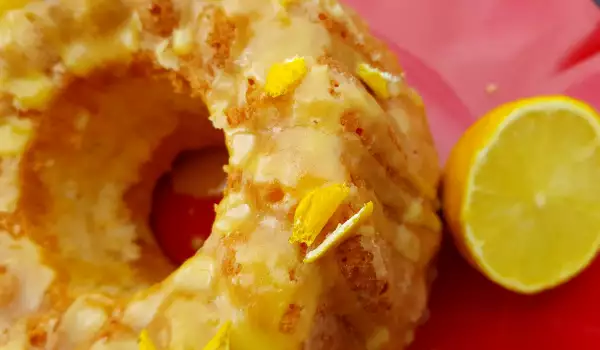 Лимонный кекс с яичными белками и сыром Маскарпоне