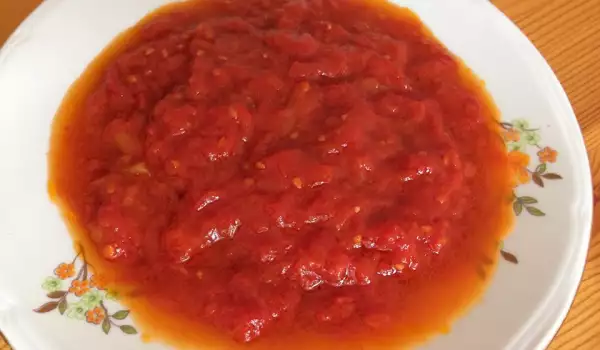 Масляный соус с помидорами