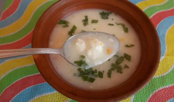 Молочный суп с брынзой