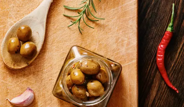Как хранить оливки в домашних условиях?