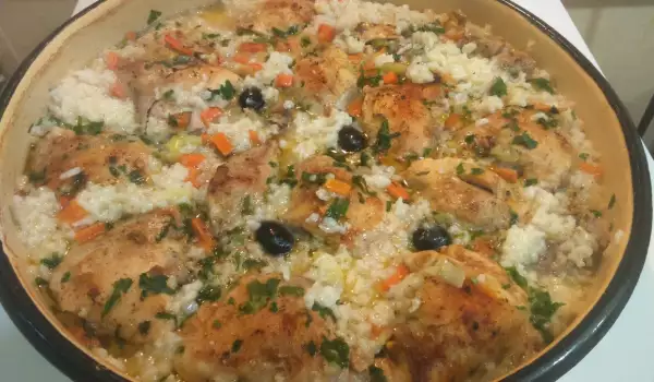 Рис с оливками и курицей