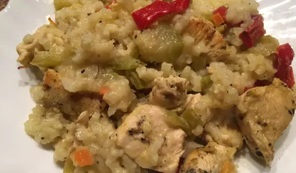 Курица с рисом, грибами и овощами