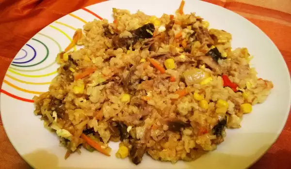 Рис с карри и хрустящими овощами