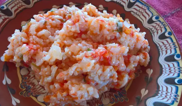 Постный рис с помидорами