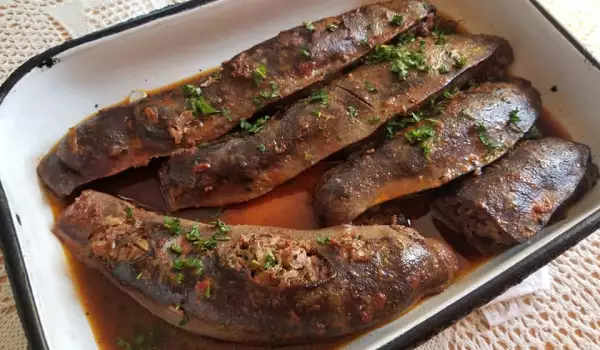 Телячья селезенка фаршированная мясным фаршем