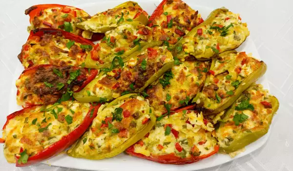 Фаршированные перцы Лодочки