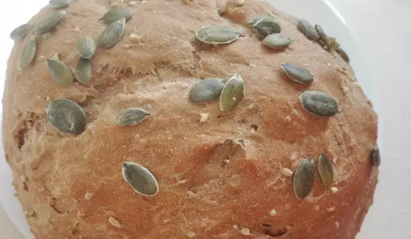 Цельнозерновой хлеб с тыквенными семечками в хлебопечке