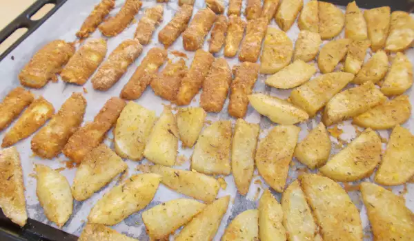 Кабачки с картошкой в полезной панировке в духовке