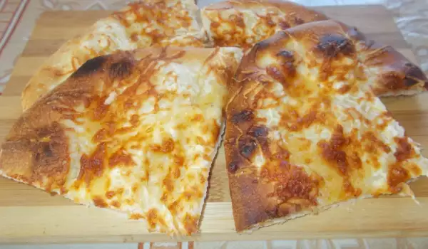 Болгарские лепешки с сыром и брынзой