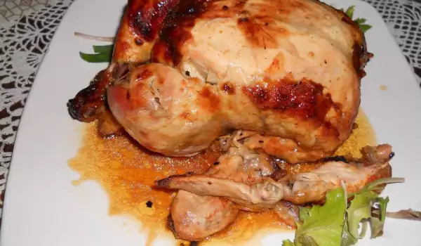 Курица, запеченная в рукаве с соусом