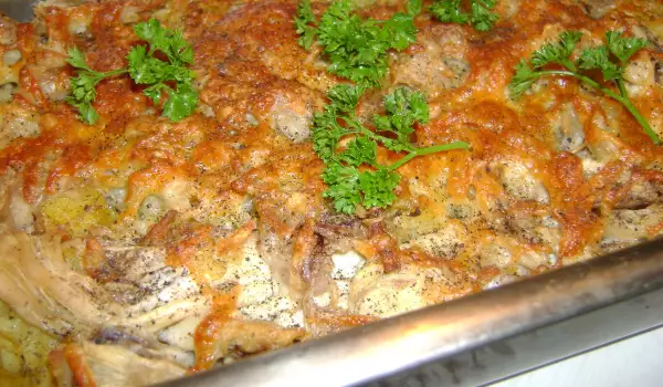 Куриная запеканка с картофелем и желтым сыром